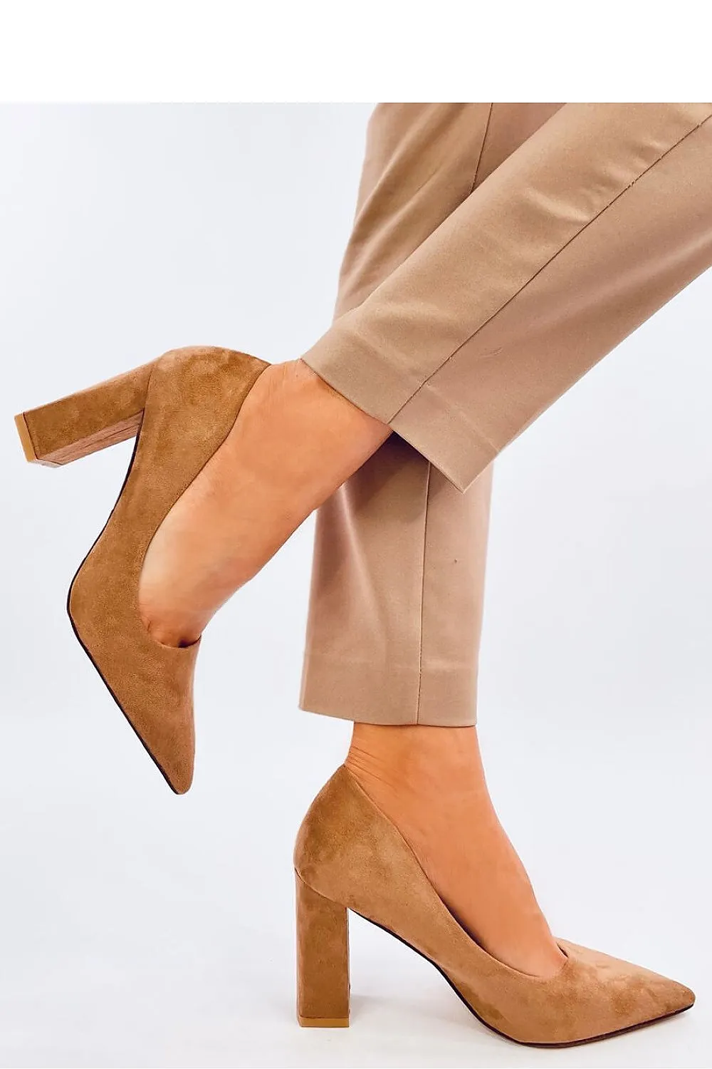 Block heel pumps model 193469 Inello